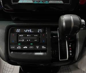 Минивэн Honda Stepwgn 2017 года, 1897000 рублей, Красноярск