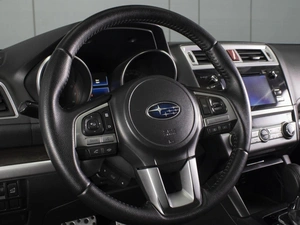 Универсал Subaru Outback 2015 года, 1950000 рублей, Омск
