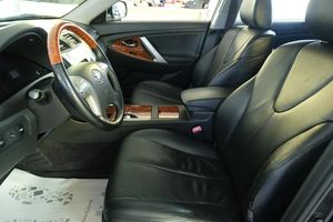 Седан Toyota Camry 2008 года, 1239000 рублей, Омск