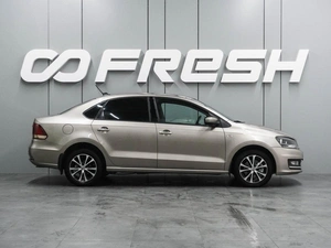 Седан Volkswagen Polo 2017 года, 1042000 рублей, Воронеж