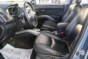 Внедорожник Mitsubishi Outlander 2008 года, 1289000 рублей, Омск