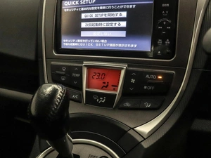 Хетчбэк Toyota Ractis 2011 года, 790000 рублей, Красноярск