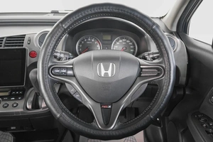 Минивэн Honda Stream 2009 года, 1159000 рублей, Кемерово