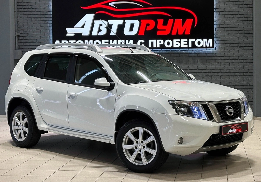 Внедорожник Nissan Terrano 2017 года, 1327000 рублей, Красноярск