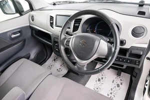 Хетчбэк Suzuki Wagon R 2016 года, 699000 рублей, Красноярск