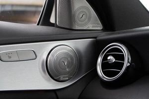 Универсал Mercedes-benz C-класс 2018 года, 2049999 рублей, Москва