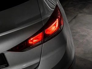 Седан Hyundai Elantra 2018 года, 1599000 рублей, Тюмень