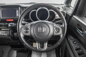 Хетчбэк Honda N-BOX Slash 2015 года, 1189000 рублей, Барнаул