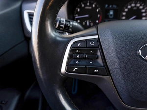 Седан Hyundai Solaris 2018 года, 1449000 рублей, Саратов