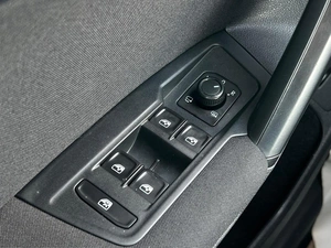 Внедорожник Volkswagen Tiguan 2018 года, 2699000 рублей, Ижевск
