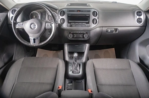 Внедорожник Volkswagen Tiguan 2013 года, 1249000 рублей, Томск