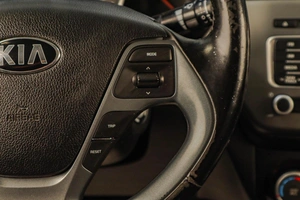 Седан Kia Rio 2015 года, 1129000 рублей, Челябинск