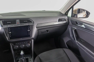 Внедорожник Volkswagen Tiguan 2017 года, 3089000 рублей, Пермь