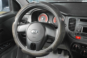 Седан Kia Rio 2010 года, 499000 рублей, Тюмень