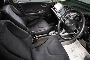 Хетчбэк Honda Fit 2012 года, 949000 рублей, Сургут