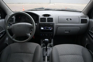 Универсал Kia Rio 2004 года, 370000 рублей, Мирное