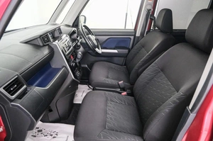 Минивэн Toyota Roomy 2017 года, 939000 рублей, Красноярск
