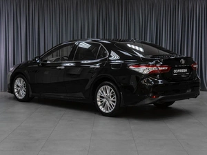Седан Toyota Camry 2021 года, 3099000 рублей, Тюмень