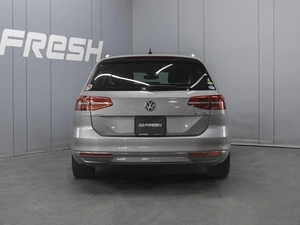 Универсал Volkswagen Passat 2016 года, 1570000 рублей, Омск