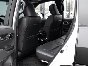 Внедорожник Toyota Land Cruiser 2021 года, 10800000 рублей, Краснодар