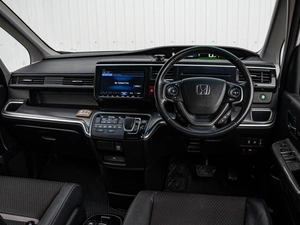 Минивэн Honda Stepwgn Spada 2018 года, 2570000 рублей, Краснодар