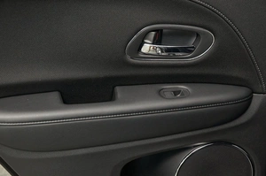 Внедорожник Honda Vezel 2018 года, 1849000 рублей, Красноярск