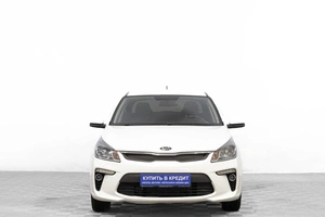 Седан Kia Rio 2017 года, 1119000 рублей, Барнаул