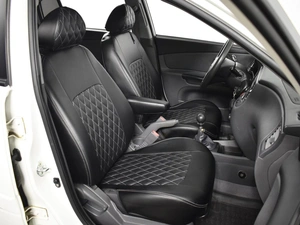 Хетчбэк Kia Rio 2011 года, 743100 рублей, Казань