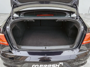 Седан Volkswagen Passat 2011 года, 1020000 рублей, Краснодар