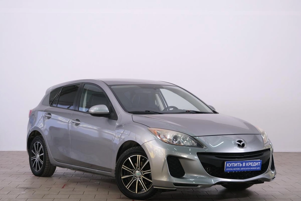 Хетчбэк Mazda 3 2012 года, 799000 рублей, Омск