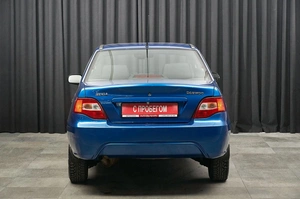 Седан Daewoo Nexia 2011 года, 399000 рублей, Красноярск