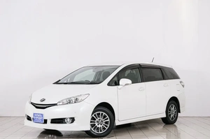Минивэн Toyota Wish 2015 года, 2099000 рублей, Красноярск