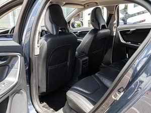 Седан Volvo S60 2011 года, 1225000 рублей, Краснодар