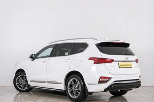 Внедорожник Hyundai Santa Fe 2018 года, 2699000 рублей, Красноярск