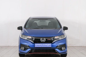 Хетчбэк Honda Fit 2018 года, 1759000 рублей, Красноярск