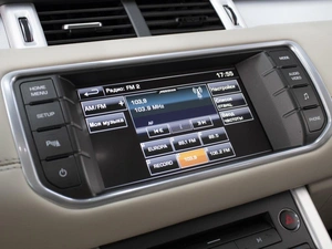 Внедорожник Land Rover Range Rover Evoque 2014 года, 1795000 рублей, Омск