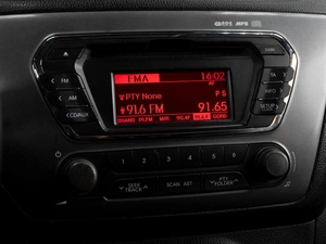 Хетчбэк Kia Rio 2012 года, 649000 рублей, Тюмень