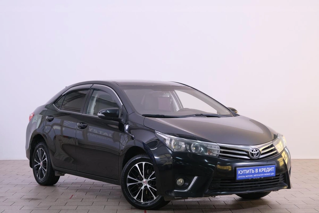 Седан Toyota Corolla 2014 года, 1399000 рублей, Омск