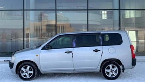 Универсал Toyota Probox 2010 года, 650000 рублей, Красноярск