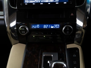 Минивэн Toyota Vellfire 2019 года, 4098999 рублей, Москва