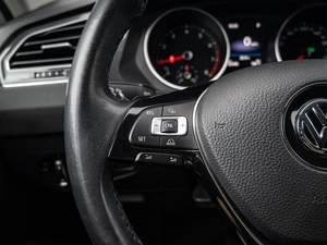 Внедорожник Volkswagen Tiguan 2018 года, 2720000 рублей, Краснодар