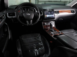 Внедорожник Volkswagen Touareg 2014 года, 2399000 рублей, Воронеж