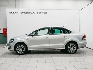 Седан Volkswagen Polo 2019 года, 1349000 рублей, Красноярск