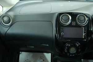 Хетчбэк Nissan Note 2018 года, 1479000 рублей, Омск