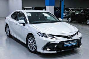 Седан Toyota Camry 2021 года, 3133000 рублей, Солонцы