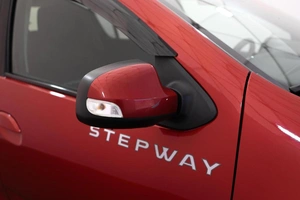 Хетчбэк Renault Sandero Stepway 2015 года, 919000 рублей, Орёл