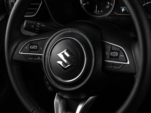 Внедорожник Suzuki Grand Vitara 2023 года, 4549000 рублей, Тюмень