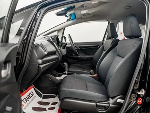 Хетчбэк Honda Fit 2019 года, 1210000 рублей, Красноярск