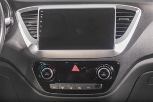 Седан Hyundai Solaris 2019 года, 1359000 рублей, Томск