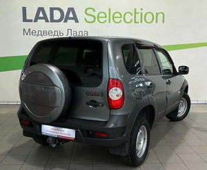 Внедорожник Chevrolet Niva 2017 года, 595000 рублей, Красноярск
